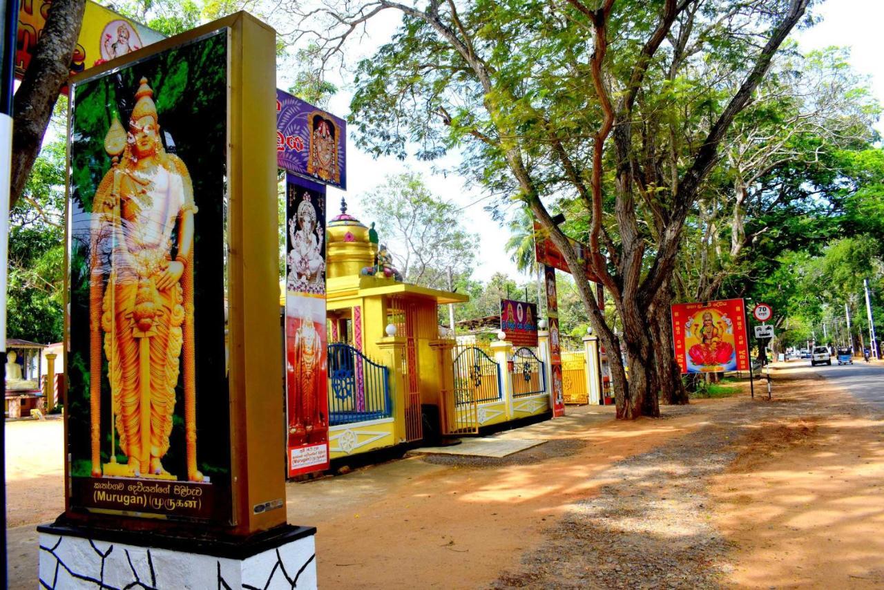 Sri Mayura Holiday Resort Kataragama Zewnętrze zdjęcie